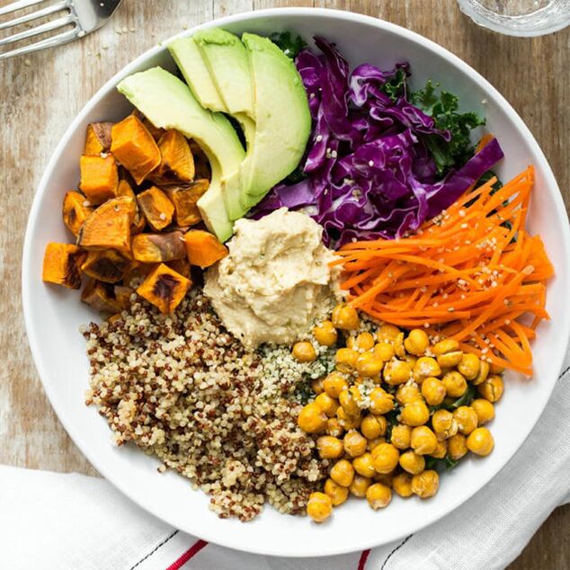 Noix avec des légumes